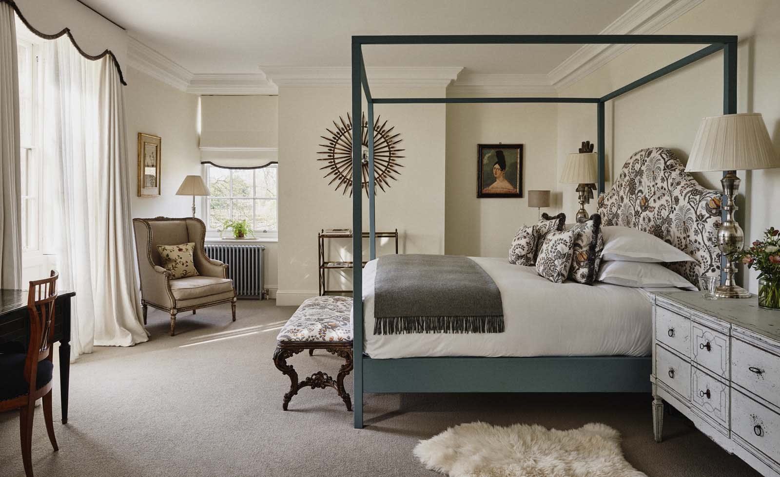 Thyme - Bedroom - Cedar